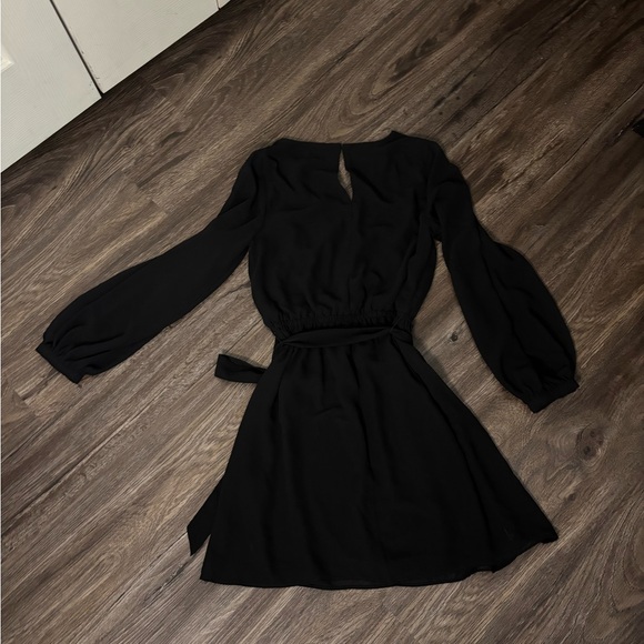 Express Black Women's Dress - Picture 4 of 7